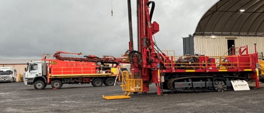 Comacchio MC 1200 crawler